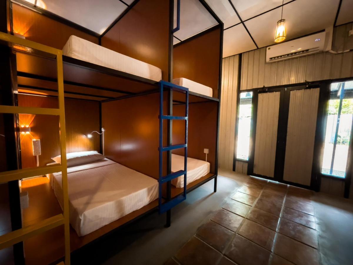 Lost & Found Hostel Weligama Ngoại thất bức ảnh